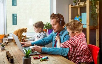 How to Manage Parenting and Working